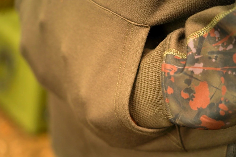 One More Cast Mikina Splash Camo Hoodie (4)